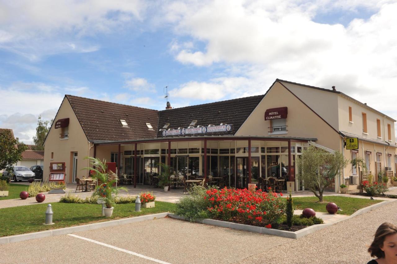 Logis Hotel Restaurant L'Escapade Le Pechereau Bagian luar foto